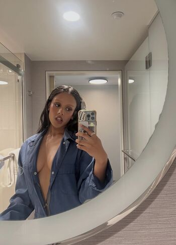 Leaked Shabana azeez private photo viral onlyfans
