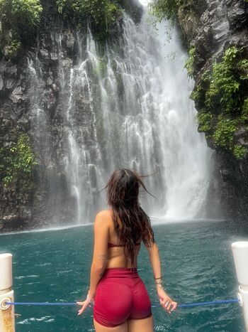 Leaked Shainna gayle de castro page private photo viral onlyfans