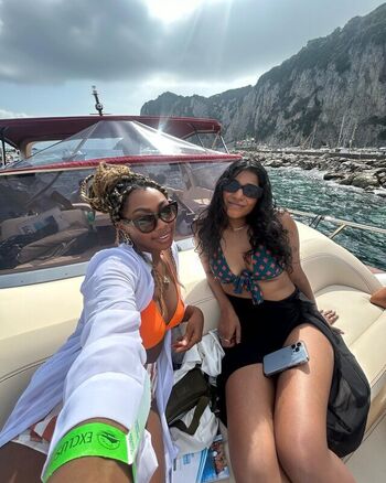 Leaked Shakira pyre private photo viral onlyfans
