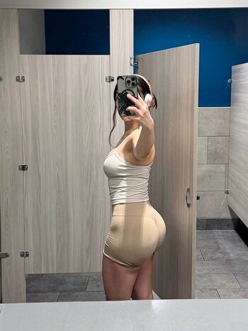 Leaked Shallyzsa private photo viral onlyfans