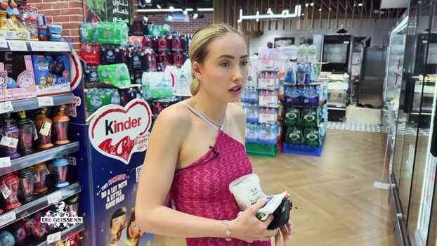 Leaked Shania geiss private photo viral onlyfans