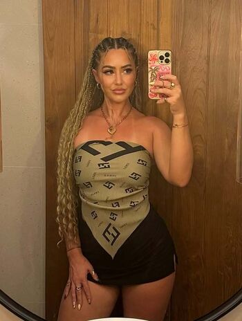 Leaked Shannon henry private photo viral onlyfans
