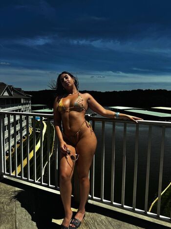 Leaked Shantall herrera private photo viral onlyfans