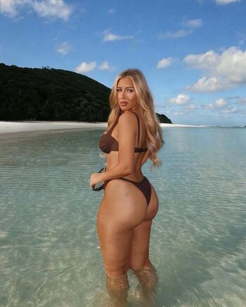 Sharon Lee