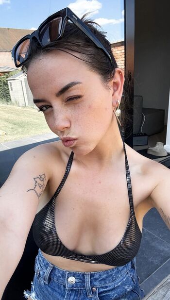 Leaked Shauna dewitt private photo viral onlyfans