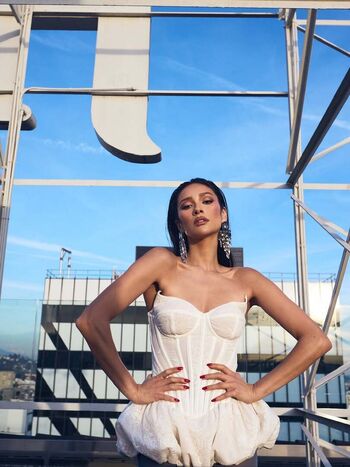 Shay Mitchell