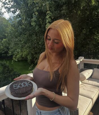 Leaked Shea mchugh private photo viral onlyfans