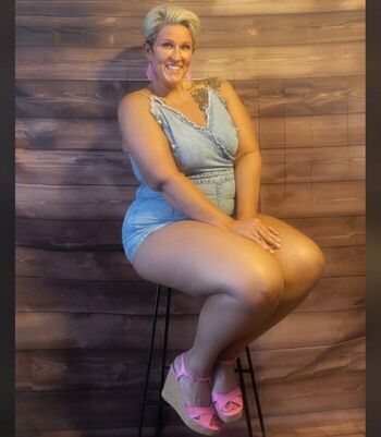 Leaked Shellybelly private photo viral onlyfans