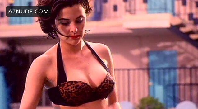 Sherilyn Fenn
