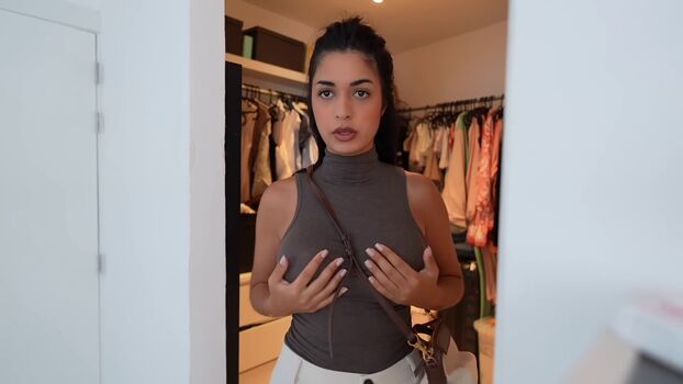 Leaked Shirin azami page private photo viral onlyfans
