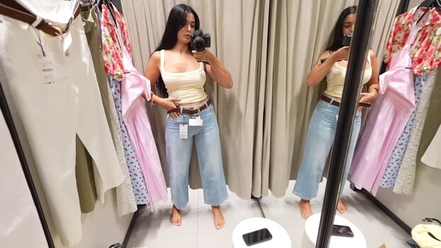 Leaked Shirin azami page private photo viral onlyfans