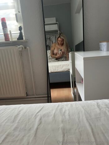 Leaked Shorty holly private photo viral onlyfans