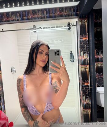 shotsofsimone