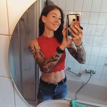Leaked Show your girlfriend page private photo viral onlyfans
