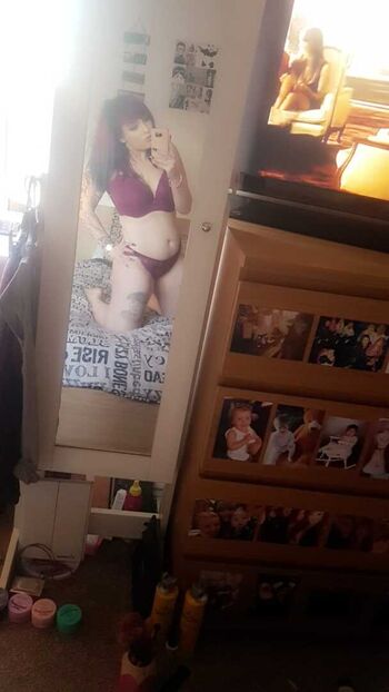 Leaked Show your girlfriend private photo viral onlyfans