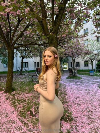 Leaked Shutupmelissa  page private photo viral onlyfans