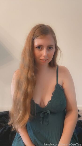 Leaked Siennaceecee private photo viral onlyfans