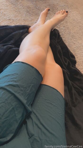 Leaked Siennaceecee private photo viral onlyfans