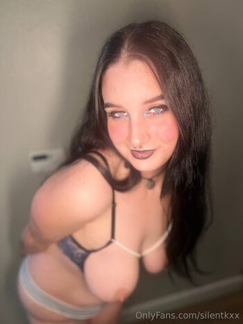 Leaked Silentkxx private photo viral onlyfans