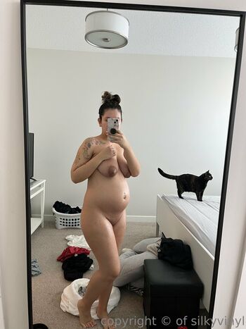 Leaked Silkyvinyl private photo viral onlyfans