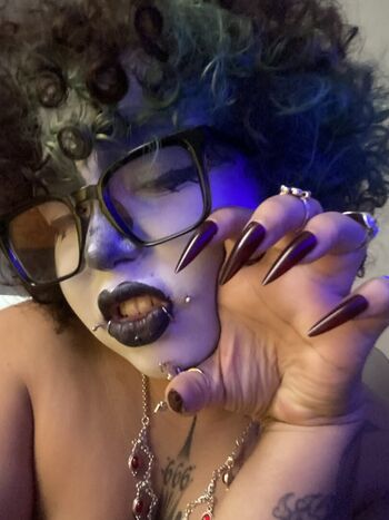 Leaked Sinderlnd private photo viral onlyfans