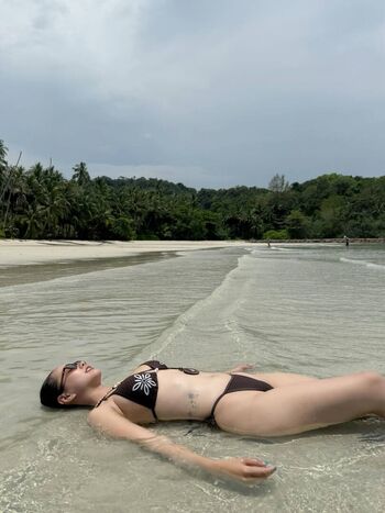 Leaked Sine swxgg private photo viral onlyfans