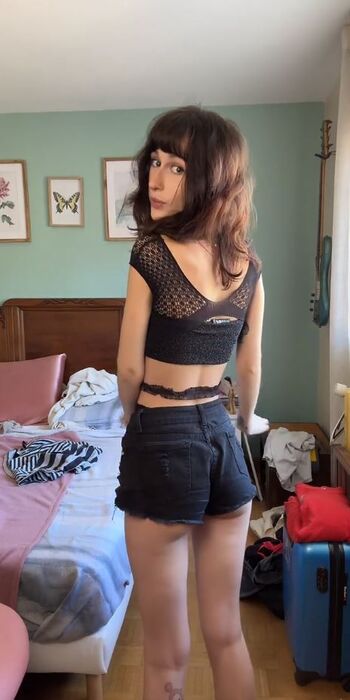 Skinny_emmy