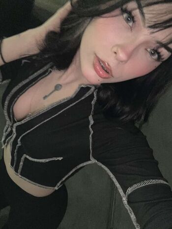 SkinnyGhostiee
