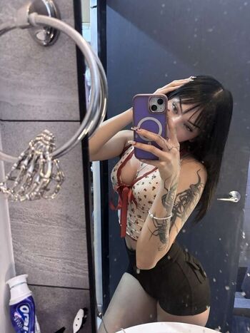 SkinnyGhostiee
