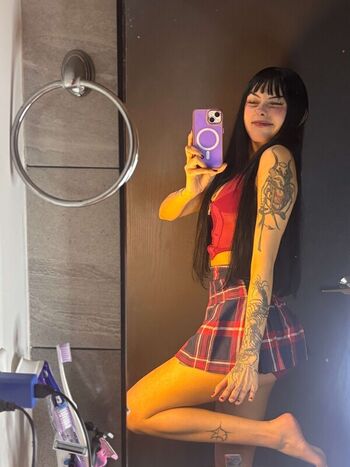 SkinnyGhostiee
