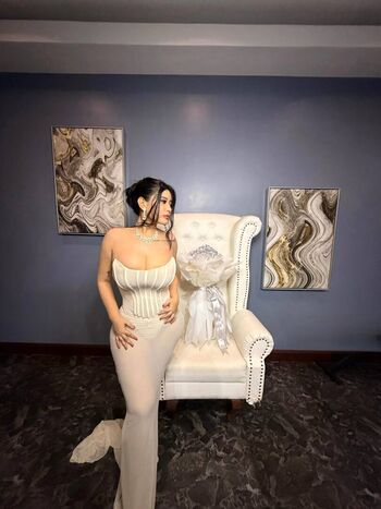 sky.tina.official2