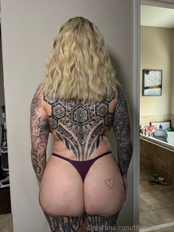 Skylar Vox