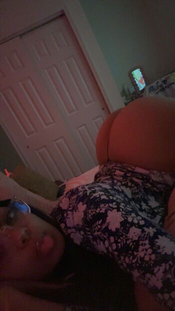 Leaked Skylarrenaye private photo viral onlyfans