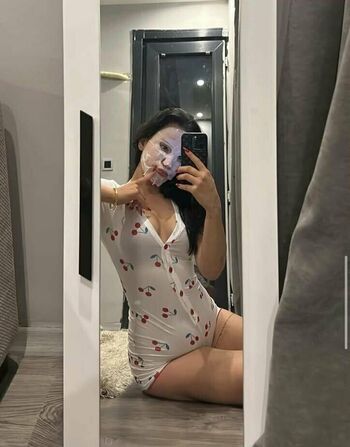 Leaked Slayingrozze gl g private photo viral onlyfans