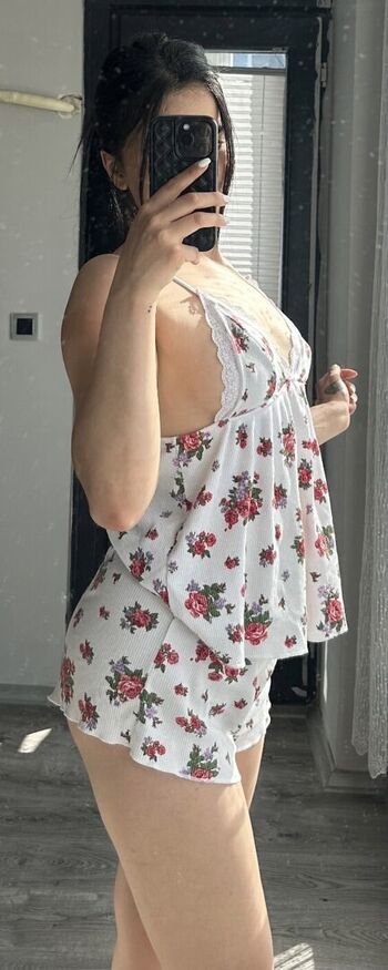 Leaked Slayingrozze gl g private photo viral onlyfans