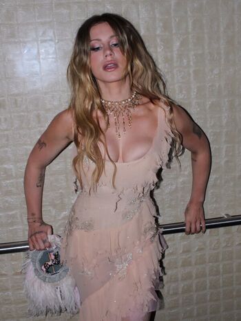 Leaked Slayyyter private photo viral onlyfans