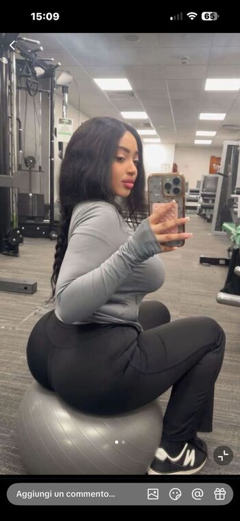 Leaked Slim women with a big ass private photo viral onlyfans