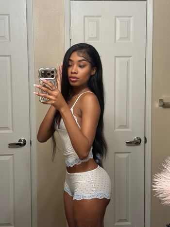 Leaked Slimchivk private photo viral onlyfans