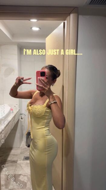 Leaked Smillarosaa private photo viral onlyfans