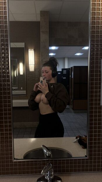 Leaked Snowbunny teens private photo viral onlyfans