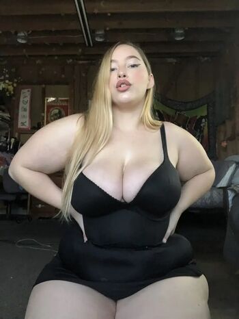 Leaked Snowycakes private photo viral onlyfans