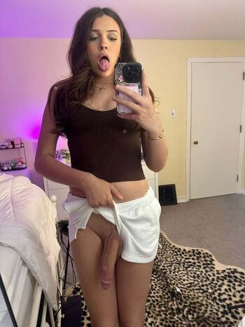 Leaked Sofiathedolll private photo viral onlyfans