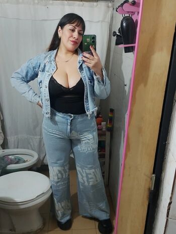 Leaked Sole pinero page private photo viral onlyfans