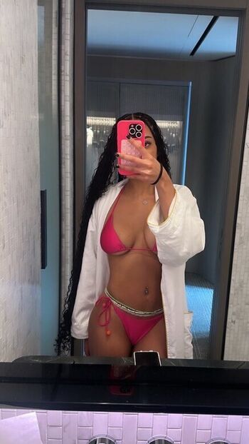 Leaked Soleyyazz private photo viral onlyfans