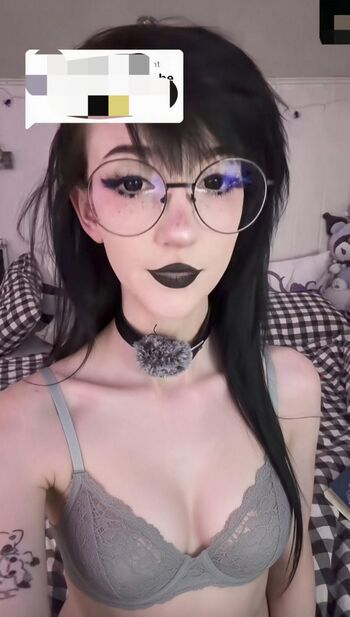 Some ASMRtist