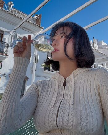 Son.J 진희 Jinheeson