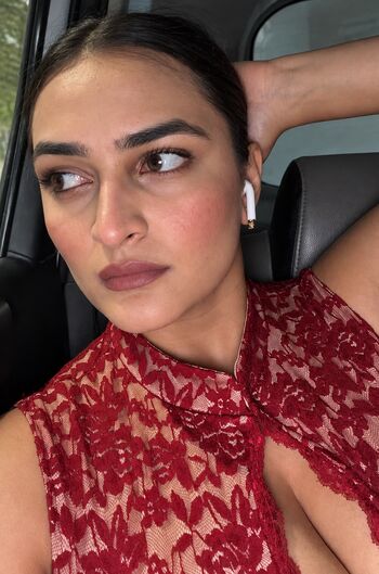 Sonali_malhotraa