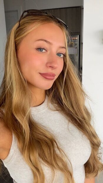 Leaked Sophia diamond private photo viral onlyfans