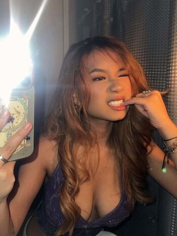 Leaked Sophia hipolito private photo viral onlyfans