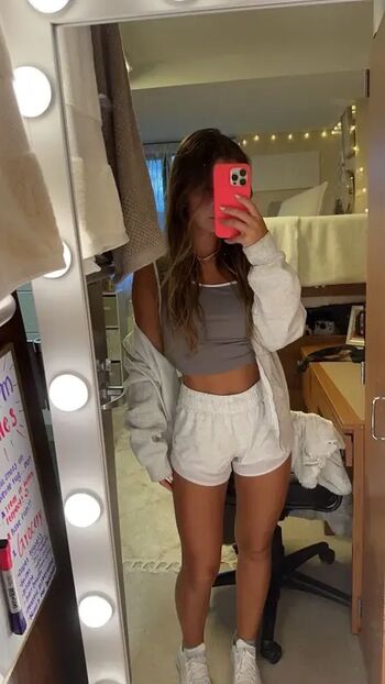 Leaked Sophia sentner page private photo viral onlyfans